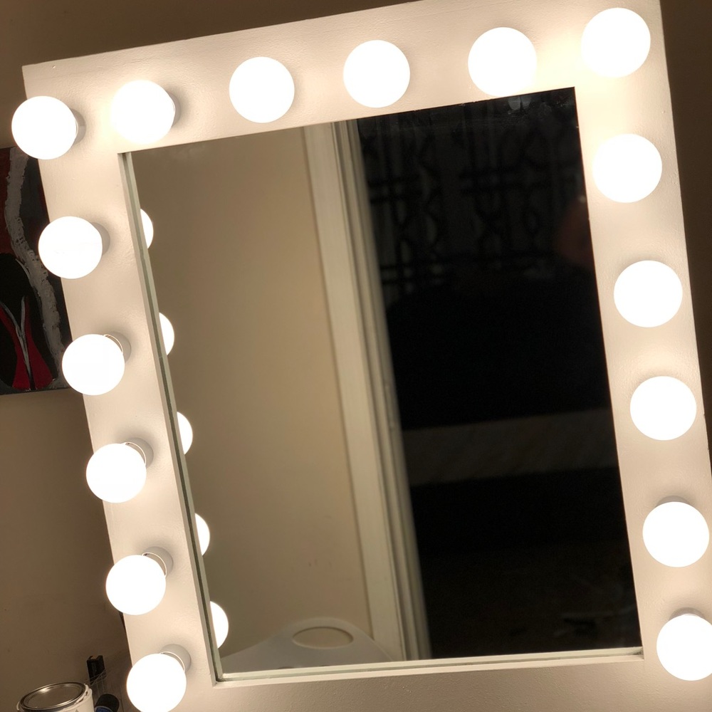 Custom made Peerless Boutique Hollywood Vanity